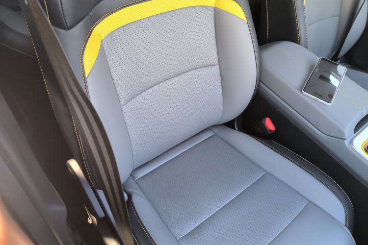 Used AION Y 2022 70 Tech Edition Lithium Iron Phosphate
