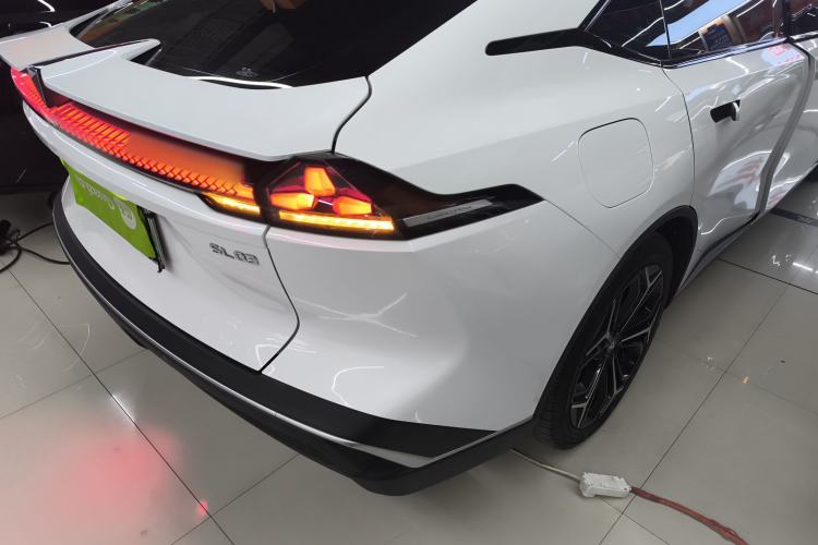 Used  SL03 2023 200Max Range-Extended Version
