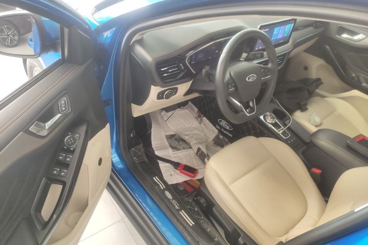 Used Ford Focus 2021 Sedan EcoBoost 180 Automatic Trendy Model
