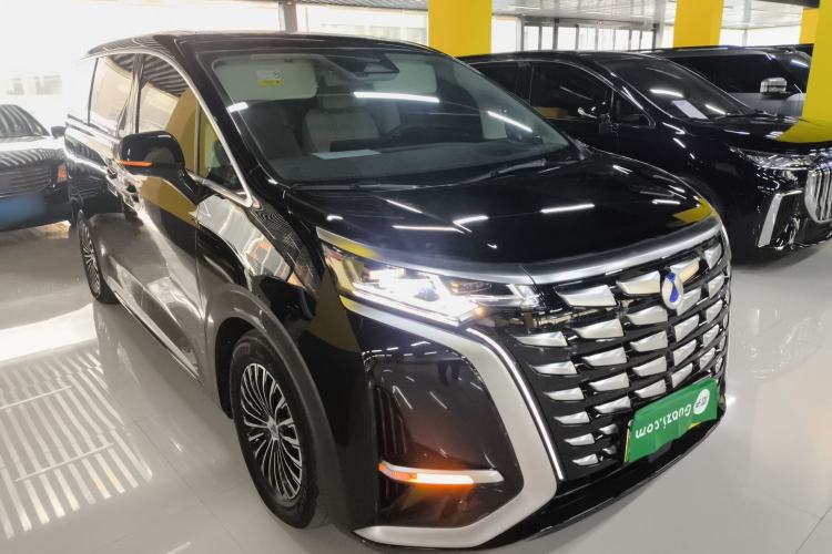 Used Denza D9 2024 DM-i 980 Four-Wheel Drive Flagship Model
