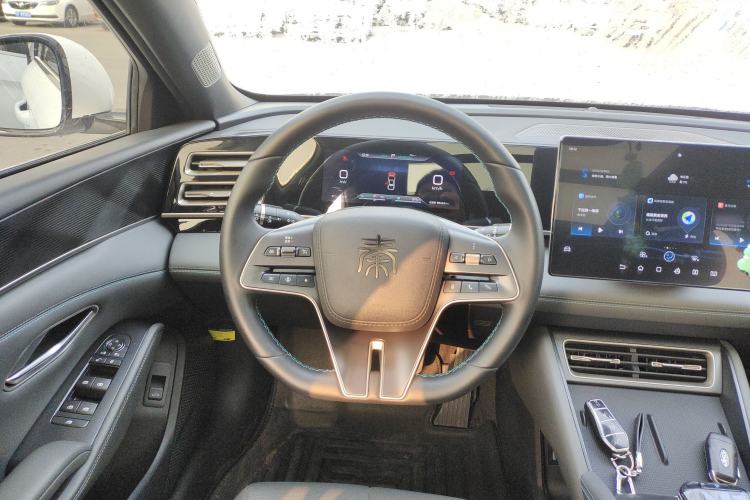 Used BYD Qin L 2024 DM-i 120KM Leading Model
