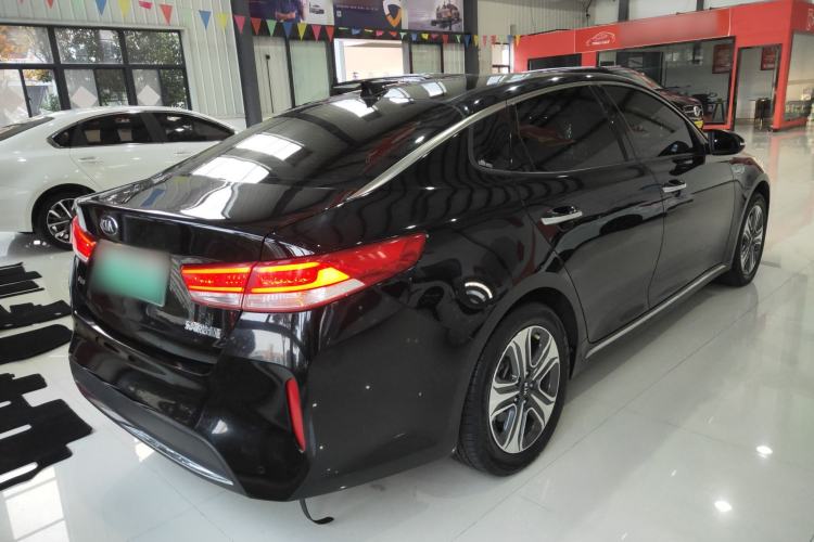 Used Kia K5 New Energy 2018 2.0L ZhiZun Edition
