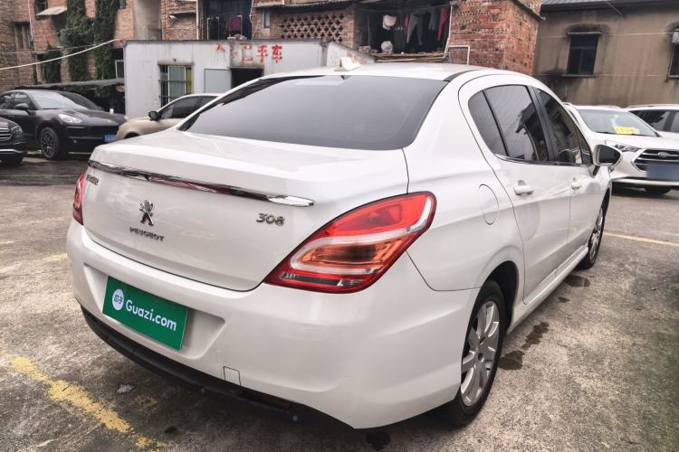 Used Peugeot 308 2014 Enjoy Edition Classic 1.6L Manual YouShang Model
