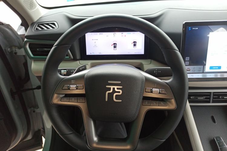 Used BYD Yuan UP 2025 Intelligent Driving Version 401 KM Dynamic Edition
