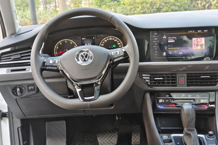 Used Volkswagen Bora 2021 1.5L Automatic Elite Smart Connect Edition
