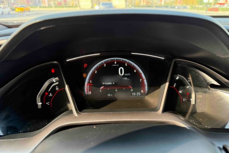 Used Honda Civic 2021 HATCHBACK 220TURBO CVT Trendy Cool Edition
