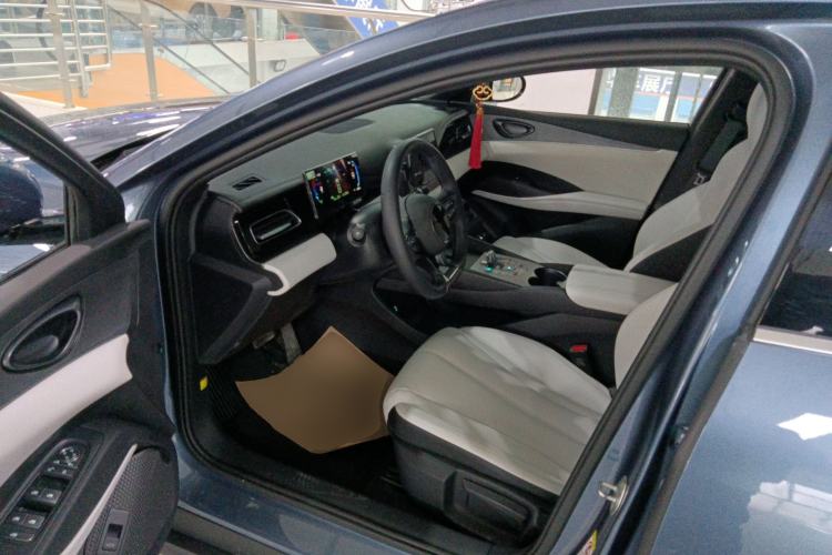 Used BYD Seal 06 New Energy 2024 DM-i 80KM Luxury Model
