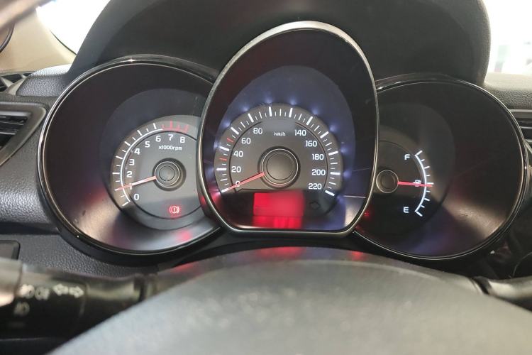 Used Kia K2 2015 Sedan 1.4L MT GLS
