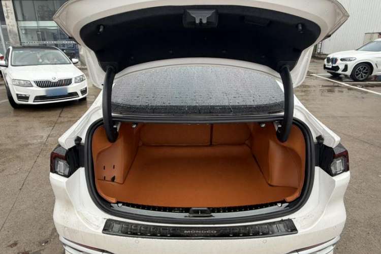 Used Ford Mondeo 2023 EcoBoost 180 Luxury Model
