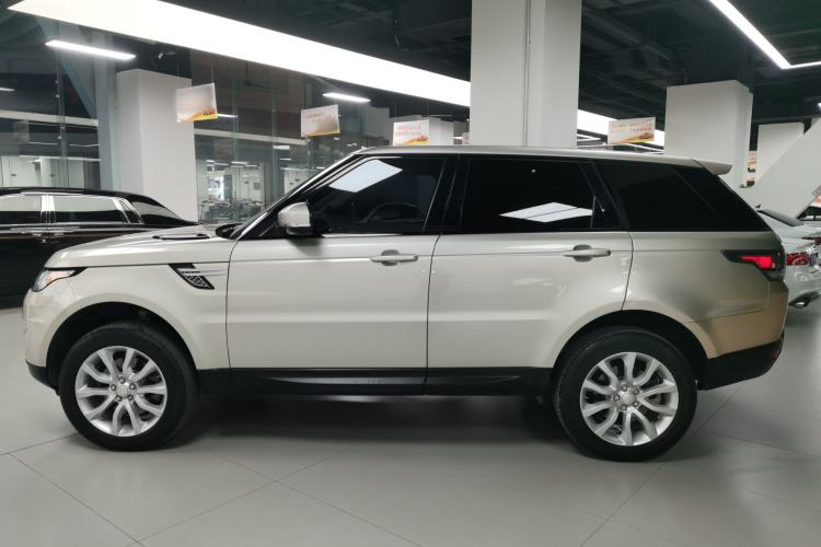 Used Land Rover Range Rover Sport 2014 3.0T V6 Gasoline Version U.S. Specification
