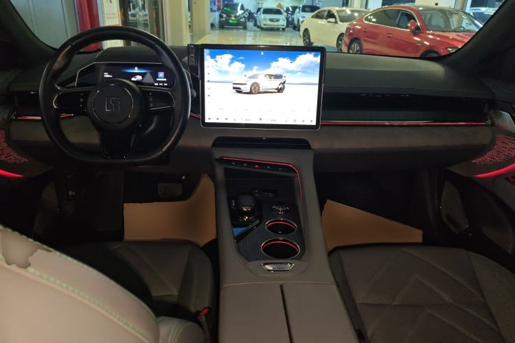 Used Zeekr 001 2023 WE Edition 100 kWh
