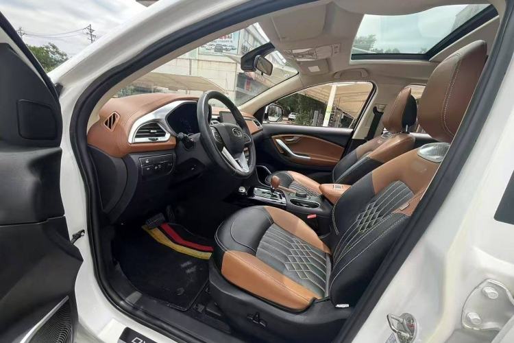 Used Soueast DX7 2018 1.5T Automatic Luxury Model
