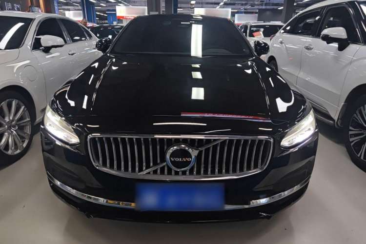 Used Volvo S90 2024 B5 Zhiyuan Luxury Edition
