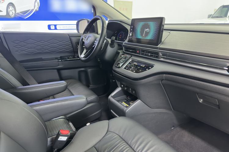 Used Honda Elysion 2022 2.0L eHEV Luxury First Edition
