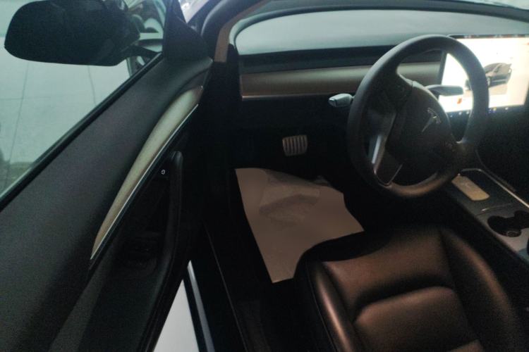 Used Tesla Model 3 2022 Rear-Wheel-Drive Version