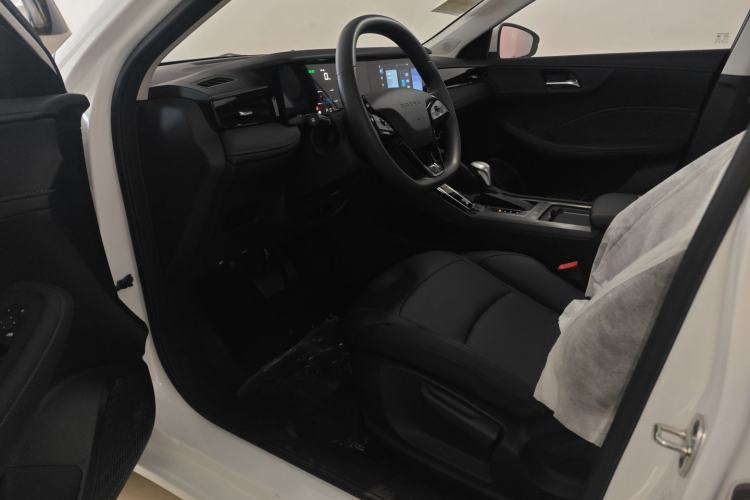 Used Roewe i5 2023 1.5L CVT Luxury Edition