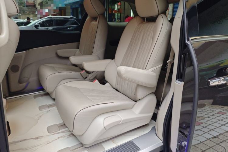 Used Buick GL8 2021 Land Cruiser Executive Class 652T Luxury Model
