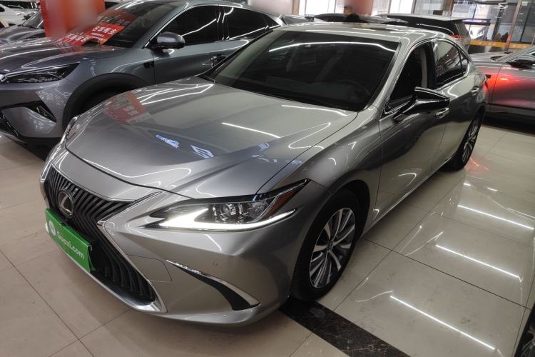 Used Lexus ES 2020 200 Excellence Edition