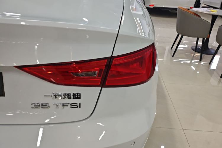 Used Audi A3 2016 Limousine 35 TFSI Prestige Edition