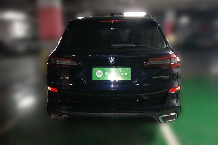 Used BMW X5 2022 Restyled xDrive 30Li Luxury Version M Sport Package
