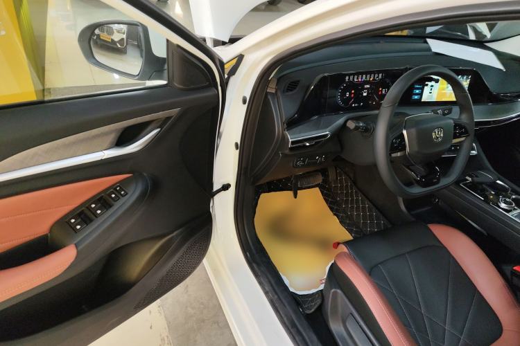 Used Changan Eado 2024 PLUS Blue Whale NE 1.4T GDI DCT High-Energy Edition