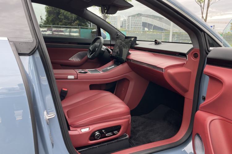 Used Hima Luxeed R7 2024 All-Electric 736 km Ultra