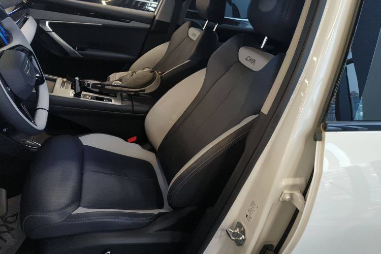 Used Geely Auto FX11 2024 1.5TD DCT Prestige Edition
