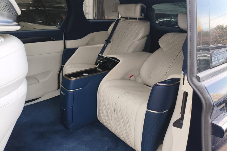 Used Buick GL8 2020 Avenir Avia Four-Seat Luxury Edition
