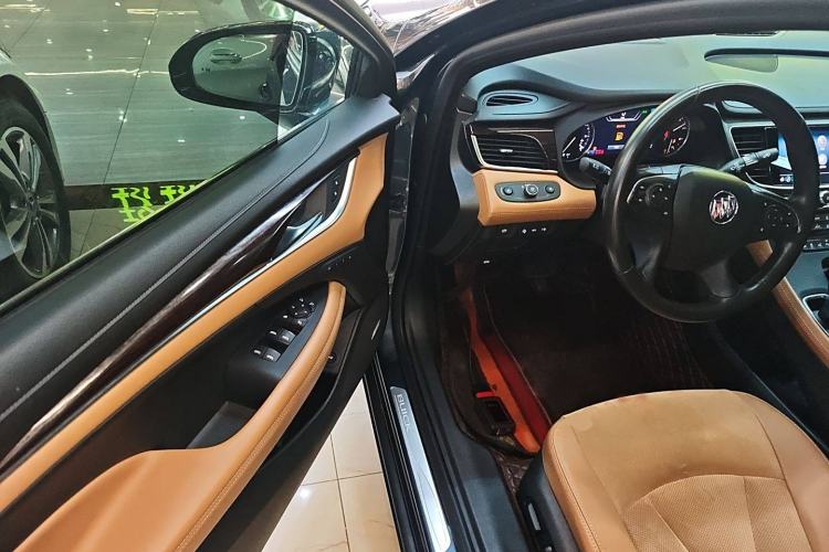 Used Buick LaCrosse 2021 652T Premium Edition
