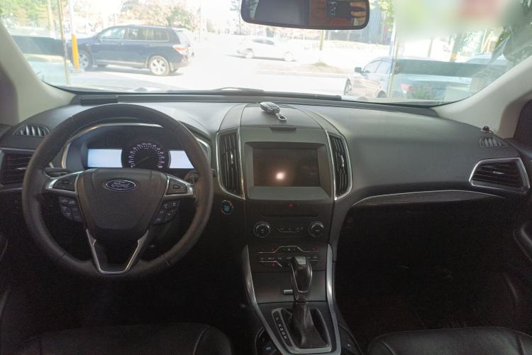 Used Ford Edge 2018 EcoBoost 245 Two-Wheel-Drive Titanium 7-Seater China V Standard
