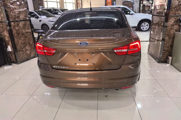 Used Ford Escort 2015 1.5L Automatic Comfort Edition
