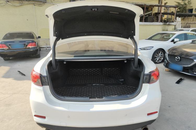 Used Mazda Atenza 2018 2.5L Blue Sky Prestige Edition China VI compliant
