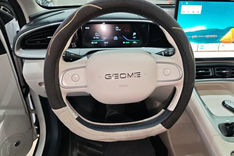 Used  Geome 2025 310km Dream Edition
