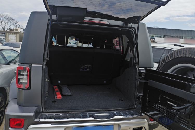 Used BAIC Off-Road BJ40 2023 2.0T Automatic Four-Wheel Drive Urban Hunter Edition Chivalrous Type