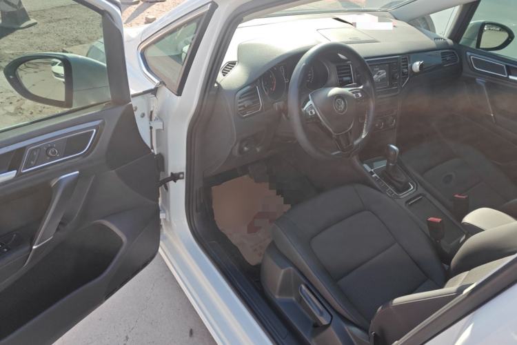 Used Volkswagen Golf Sportsvan 2018 230TSI Automatic Trend Edition
