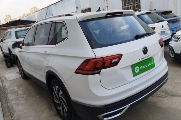 Used Volkswagen Tiguan L 2024 300TSI Automatic Two-Wheel Drive Smart Edition
