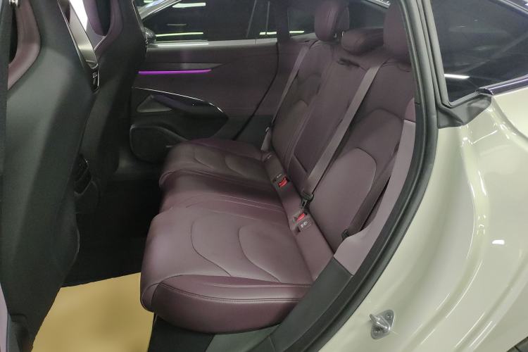 Used Xiaomi Auto SU7 2024 Rear-Drive Ultra-Long Range Advanced Pro-Level Intelligent Driving Version
