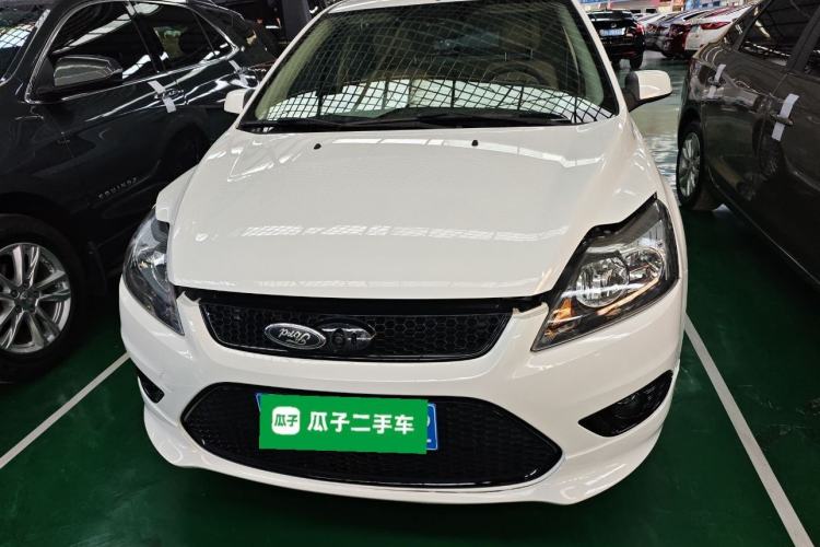 Used Ford Focus 2013 Hatchback Classic 1.8L Automatic Fashion Edition
