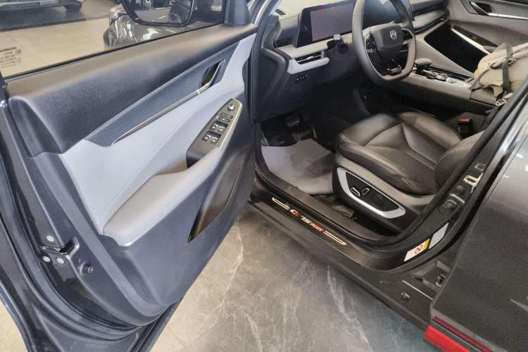 Used Changan CS75 PLUS 2022 2nd Generation 1.5T Automatic Prestige Version
