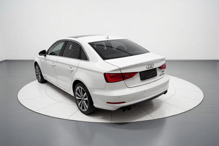 Used Audi A3 2015 Limousine 40 TFSI Automatic Comfort Model
