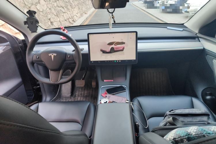 Used Tesla Model Y 2024 Rear-Wheel-Drive Version
