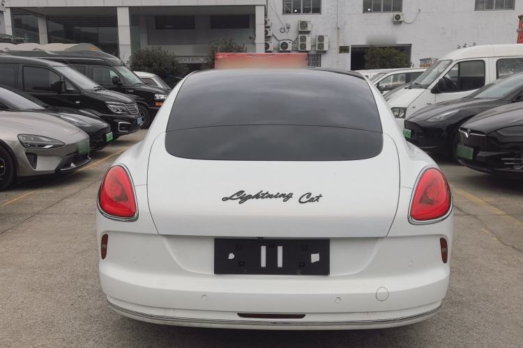 Used ORA Lightning Cat 2022 555 km Luxury Edition
