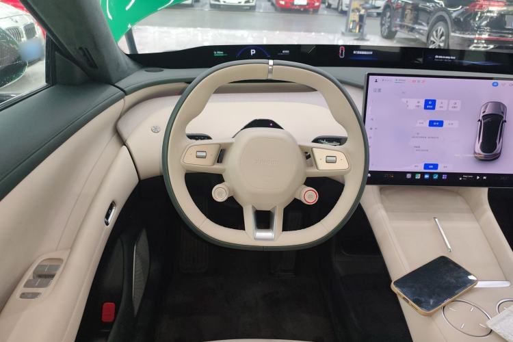 Used  YU7 2025 Ultra-Long Range High-Performance All-Wheel-Drive Max Edition
