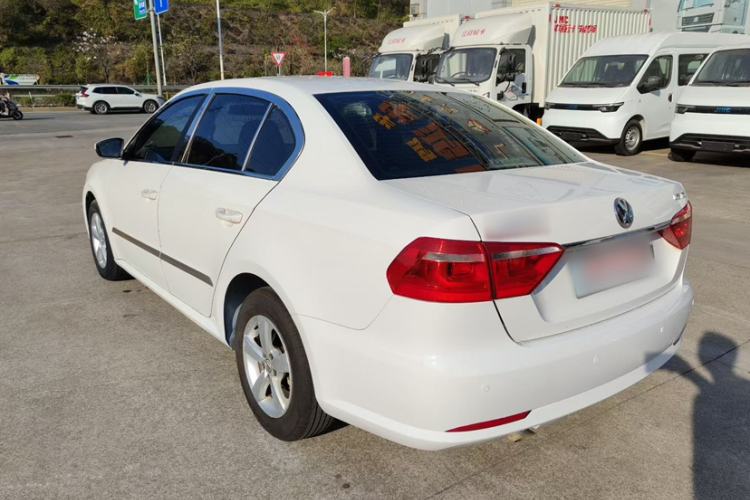 Used Volkswagen Lavida 2013 Revised Classic 1.6L Automatic Fashion Edition