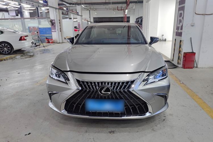 Used Lexus ES 2023 200 Excellence Edition