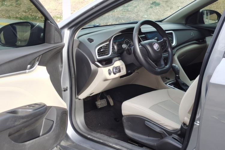 Used Buick GT 2018 15T Dual-Clutch Advanced Model China V Standard
