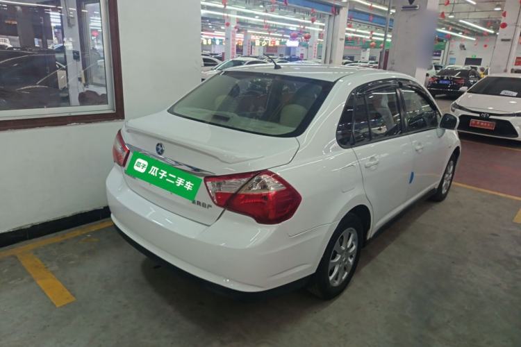 Used Venucia D50 2015 1.6L Automatic Fashion Edition
