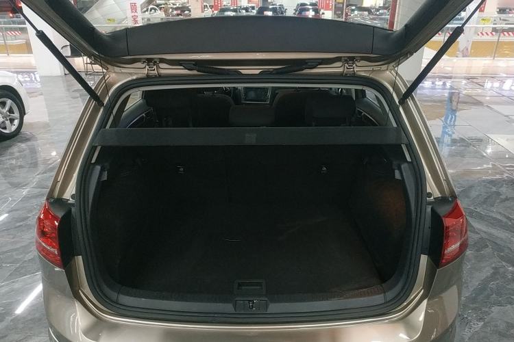 Used Volkswagen Golf 2016 1.6L Automatic Comfort Model
