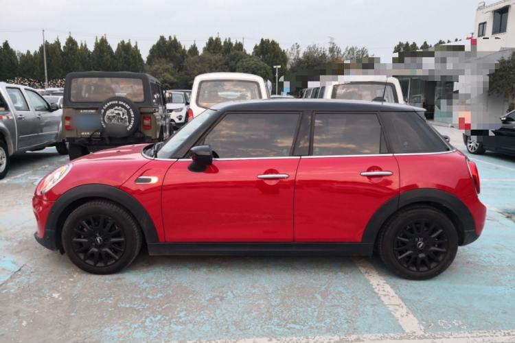 Used  MINI 2021 1.5T COOPER Classic Edition Five-Door Version
