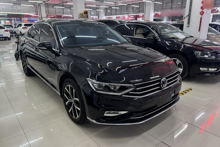 Used Volkswagen Magotan 2020 330TSI DSG Leading Model
